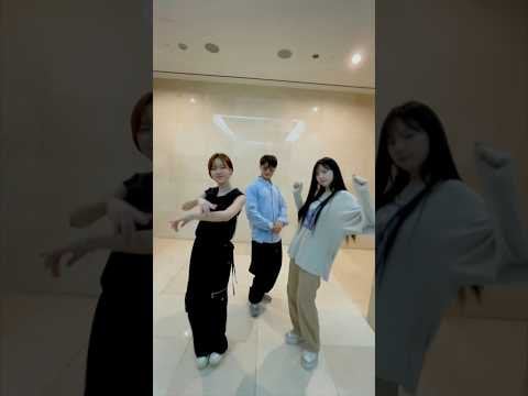 230630 Karina & Winter X SHINee Minho - HARD (Dance Challenge)