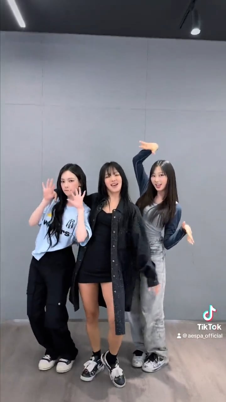 230825 Giselle TikTok Dance Challenge with Karina and SNSD Hyoyeon (HYO) for "Better Things"