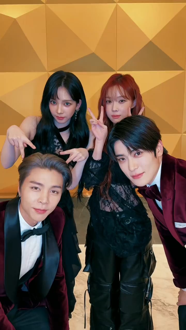 231225 NCT 127 TikTok Update with Karina and Winter - Be There For Me Challenge with Johnny and Jaehyun