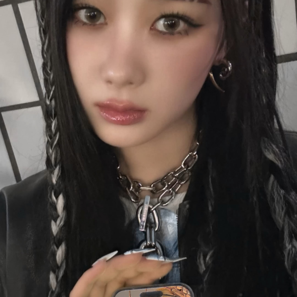 240527 aespa TikTok Update - 𝓘𝓷𝓯𝓲𝓷𝓲𝓽𝓮 [[𝓐𝓻𝓶𝓪𝓰𝓮𝓭𝓭𝓸𝓷]] 𝓩𝓸𝓸𝓶 📸🩶🖤