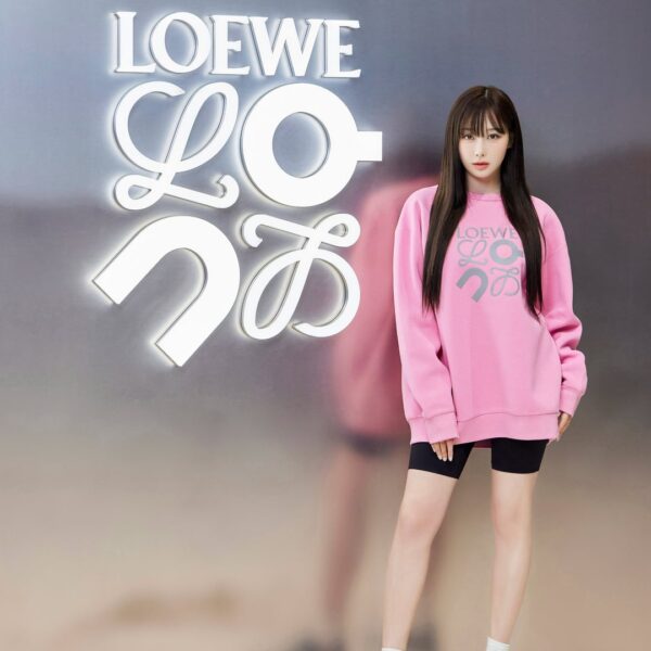 240531 Giselle @ LOEWE's On Collection Pop-up Store