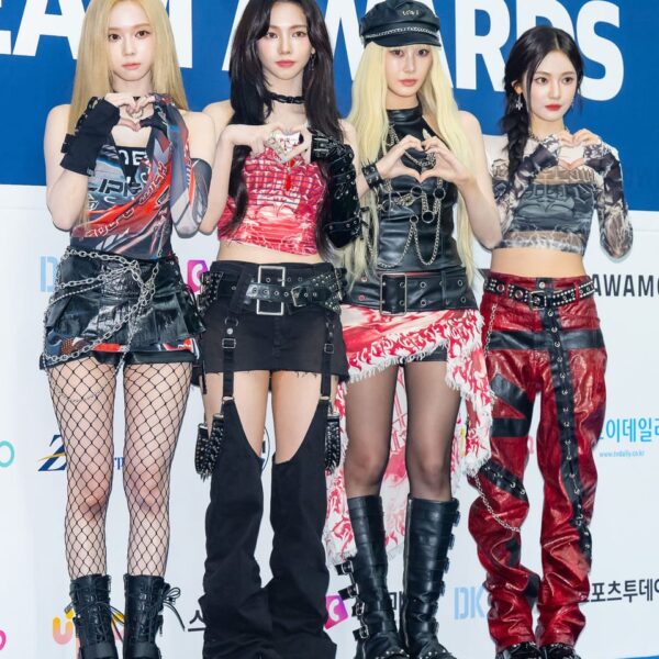 240822 aespa at K-World Dream Awards' Blue Carpet (Press Photos)