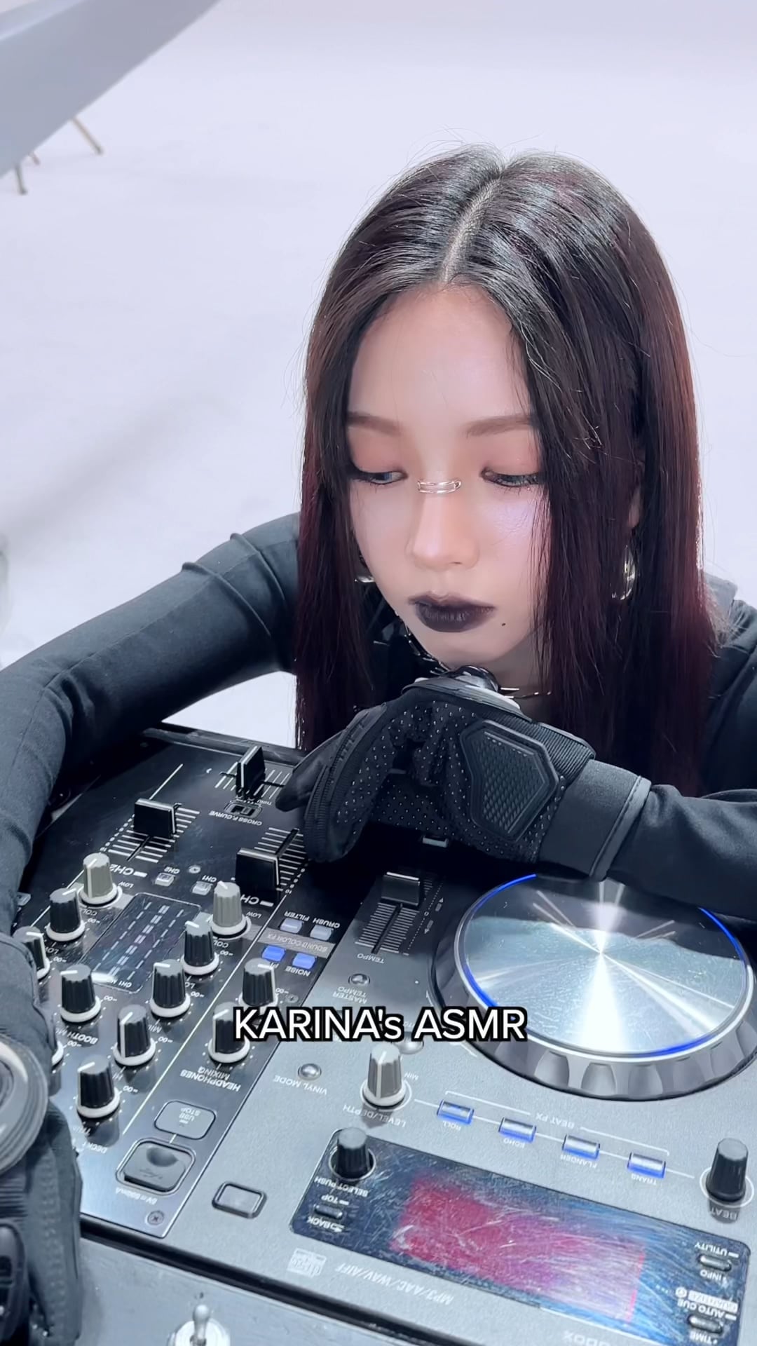 241016 aespa TikTok Update with Karina - ASMR with Whiplash DJ controller