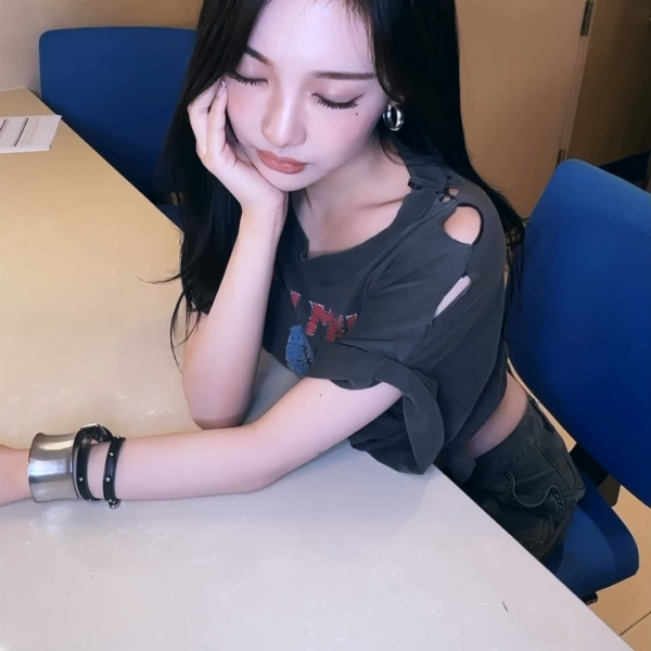 241004 aespa TikTok Update with Ningning - Spoiler alert 🚨